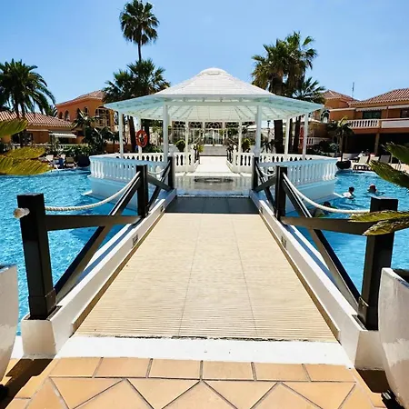 Heated Pool Royal Gardens By Deihu Experiences プラヤ・デ・ラス・アメリカス